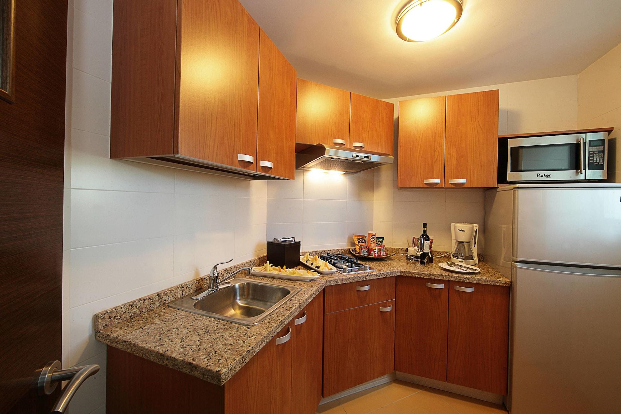 Marriott Executive Apartments Panama City, Finisterre Exterior photo