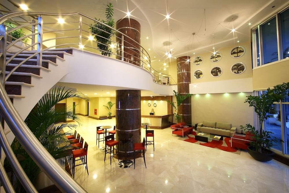 Marriott Executive Apartments Panama City, Finisterre Exterior photo