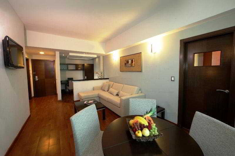 Marriott Executive Apartments Panama City, Finisterre Exterior photo